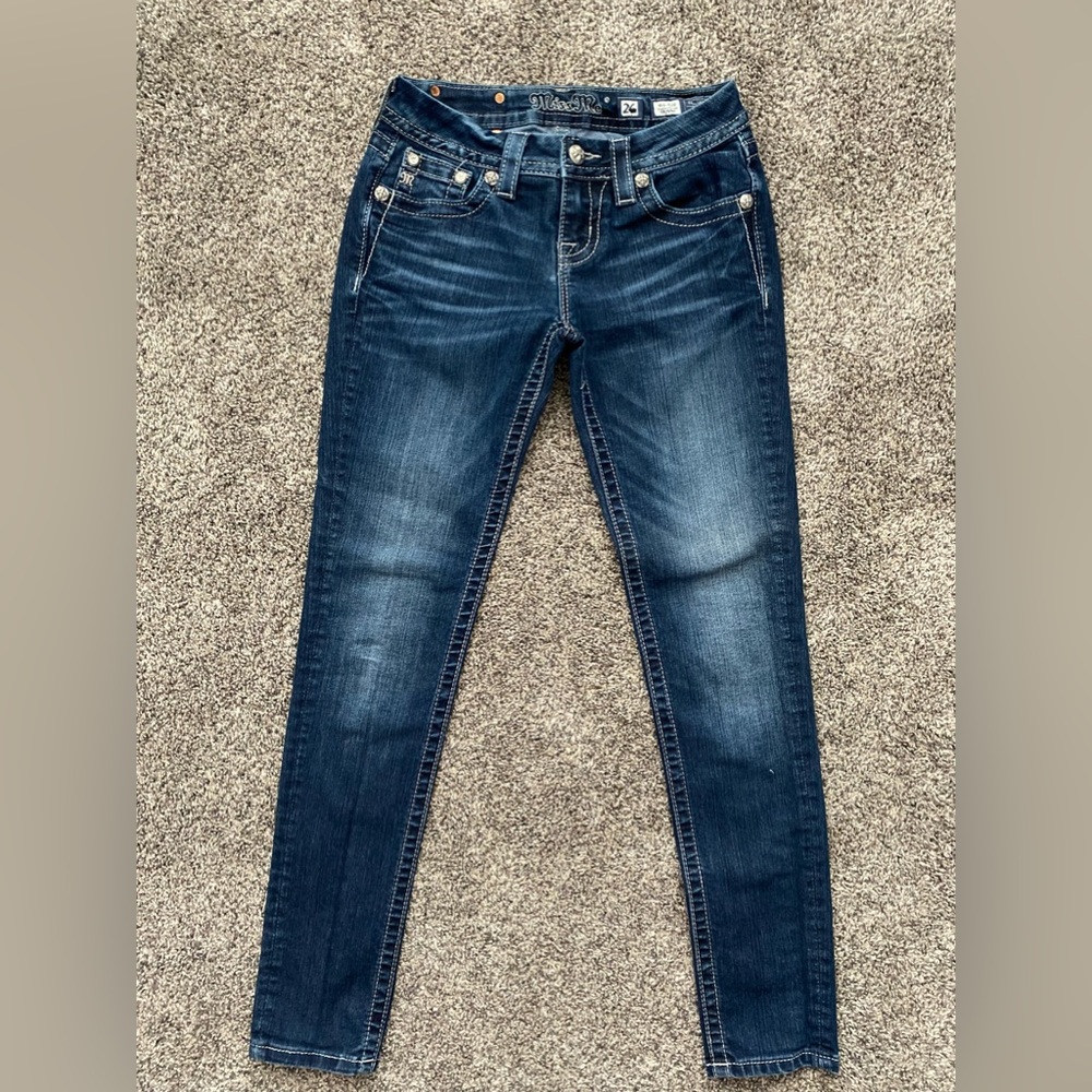 Buckle ‘Miss Me’ Dark Wash Skinny Jeans